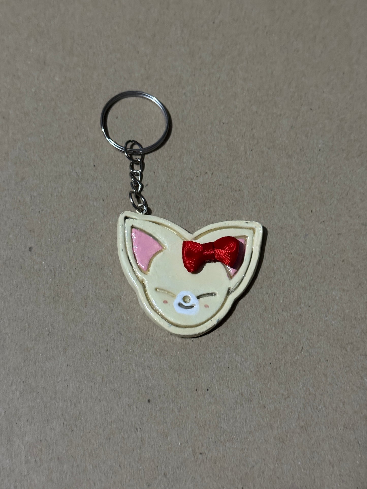 STRAY KIDS bow clay character Keychain - FoxI.Ny