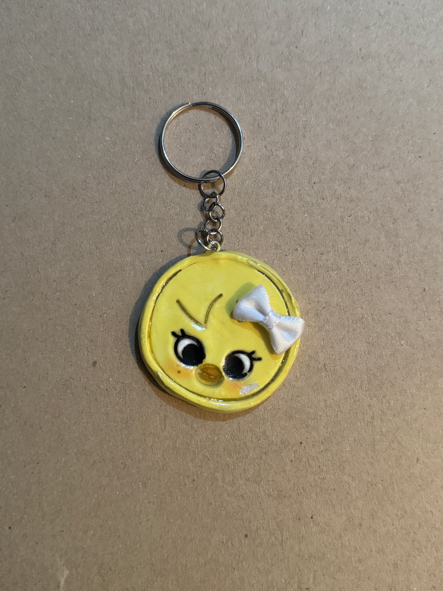 Wonky STRAY KIDS bow clay character Keychain - BbokAri