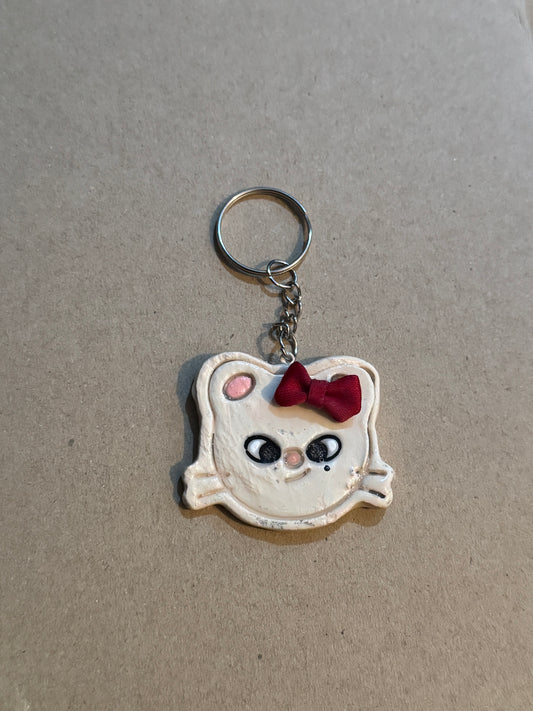 Wonky STRAY KIDS  bow clay character Keychain - Jiniret