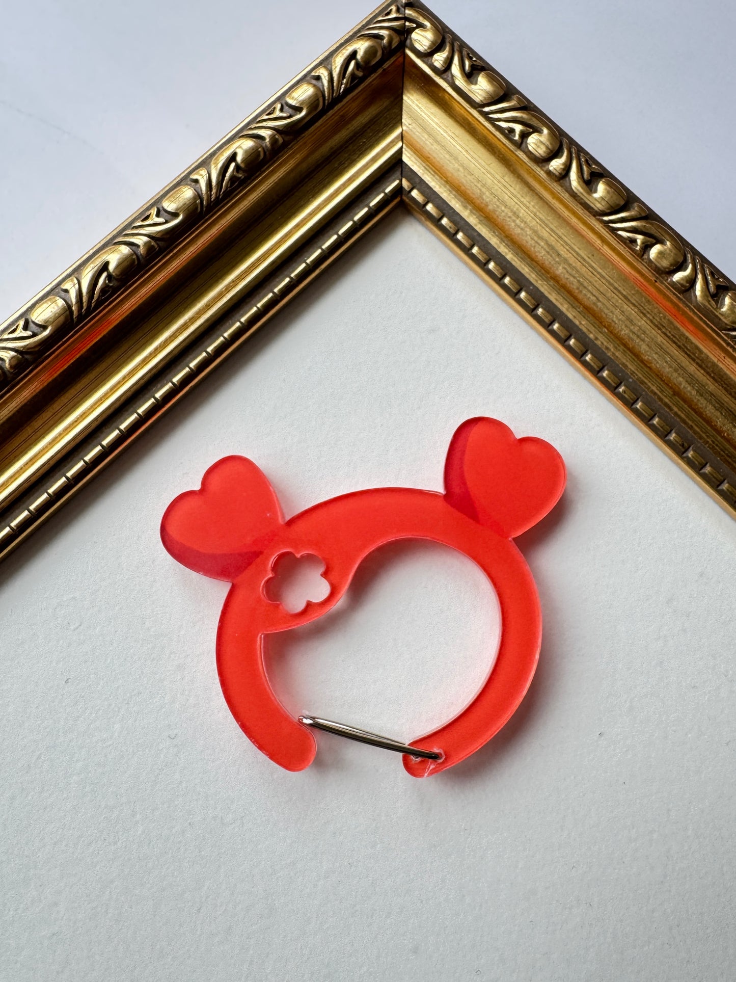 Lovelys 2.5” carabiner - Twice