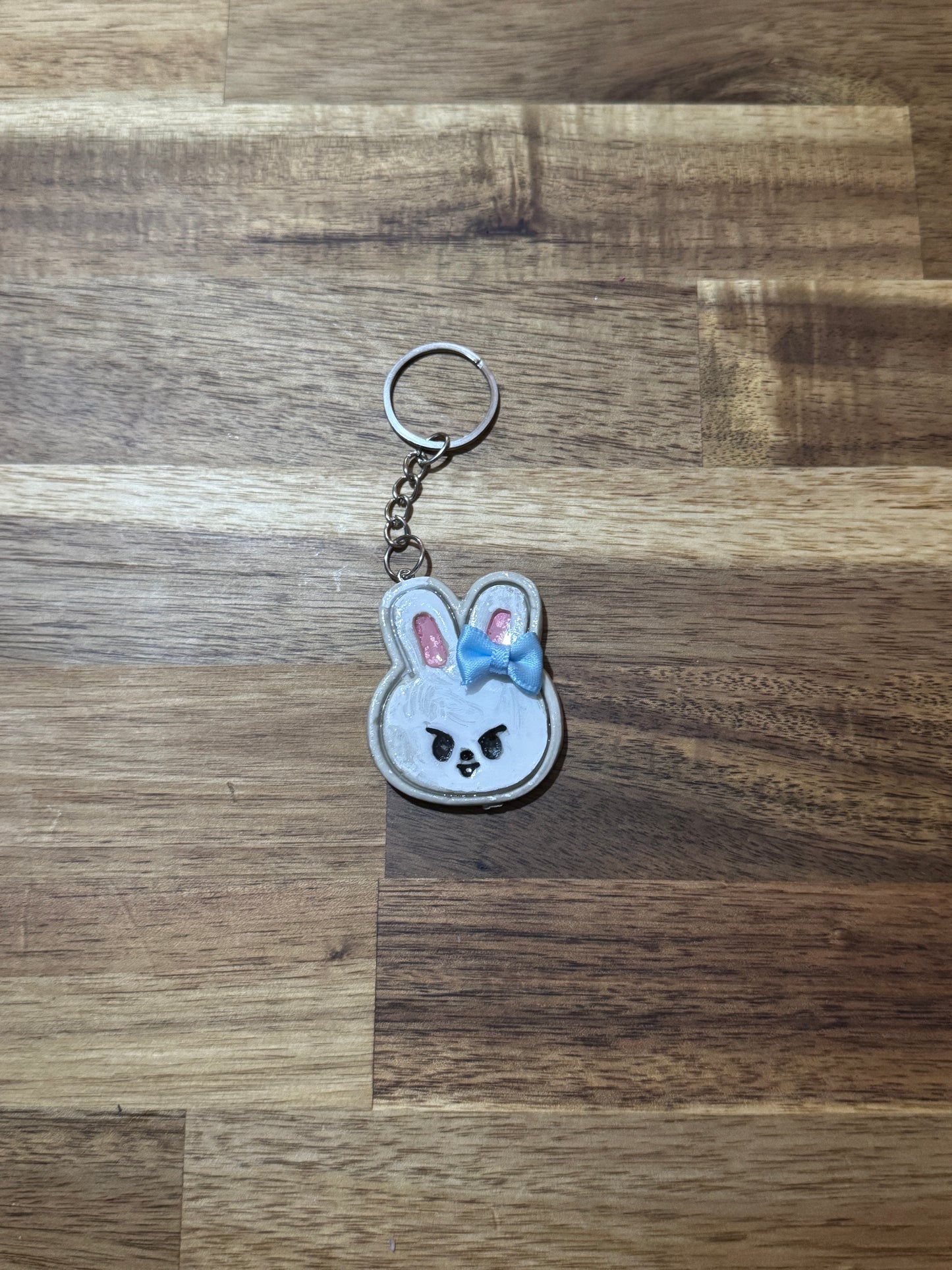 STRAY KIDS  bow clay character Keychain - Leebit